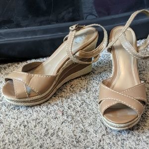 Tan Wedges